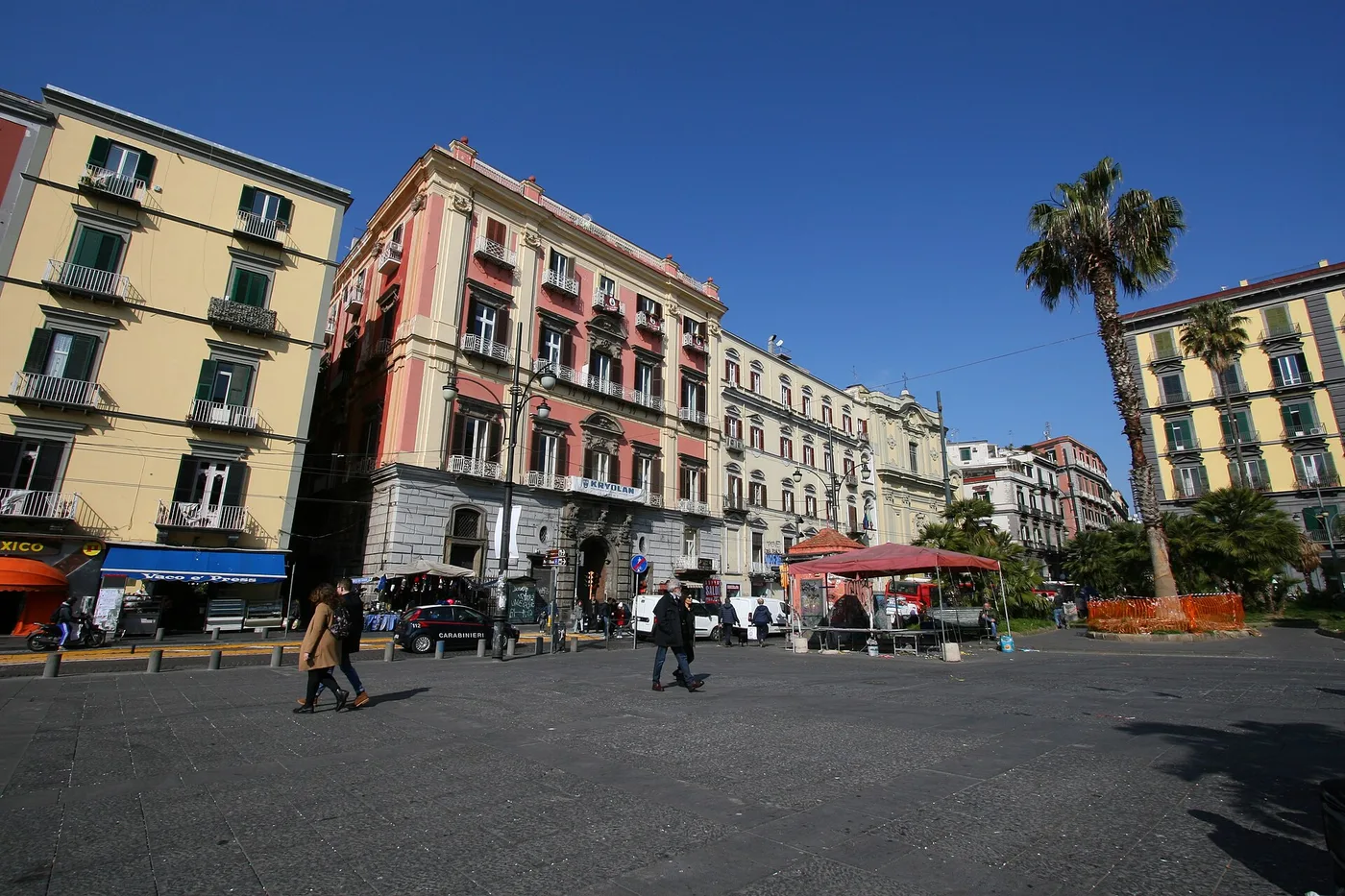 Naples view for the guide Dove dormire a Napoli per visitare il centro storico